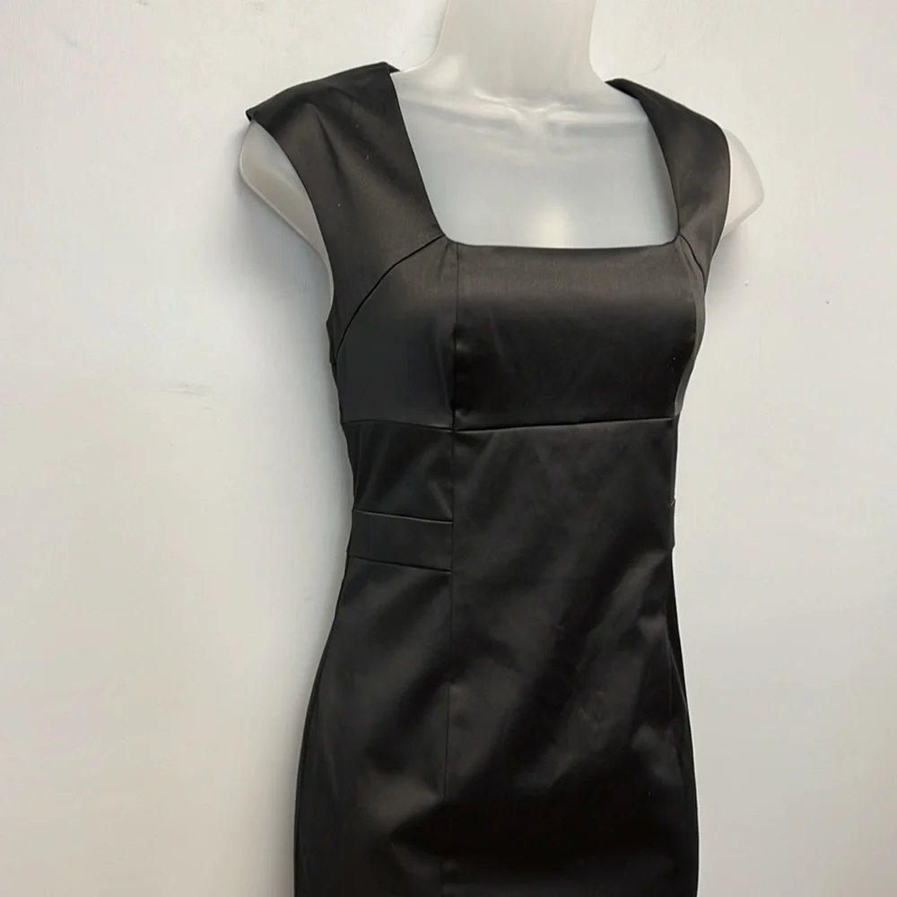 NWT Banana Republic Black Satin Cocktail Dress Size 6 - Picture 3 of 13